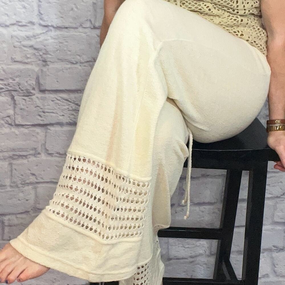Lydia’s Seaside Collection boucle knit beachy flares